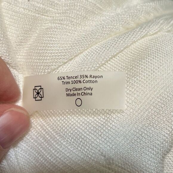 DEVON WINDSOR Gracie Dress Off White Beach Coverup with V-Neck and Breezy Fit - Picture 6 of 6